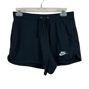 🥑5/$25 Nike Women's Black Shorts size M